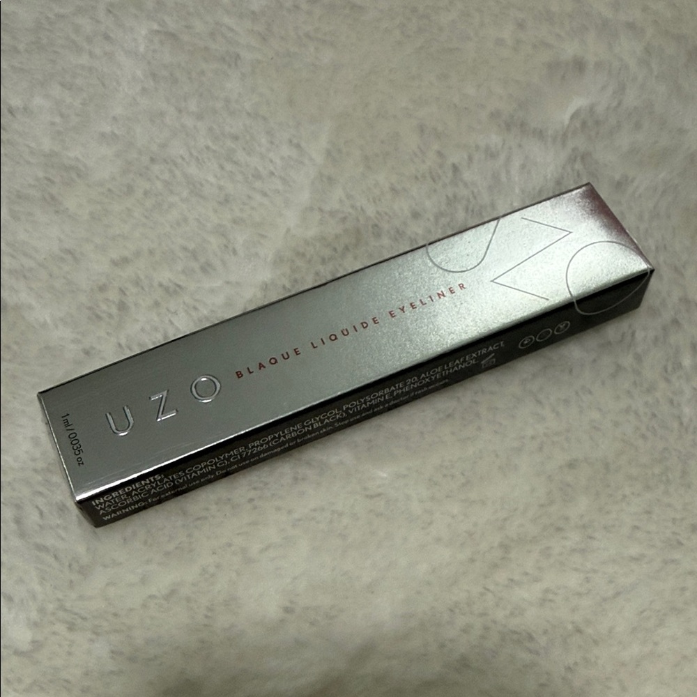 Black Liquid Eyeliner
